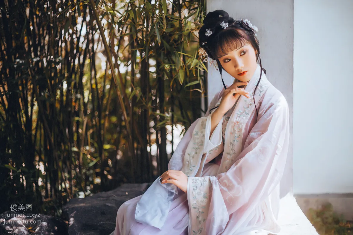 A Qi: YiTuYu photo 6