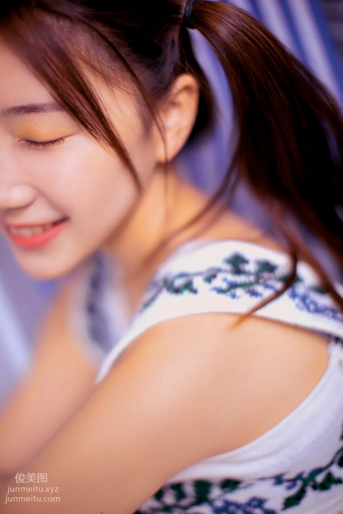 Lou Lou: YiTuYu photo 5