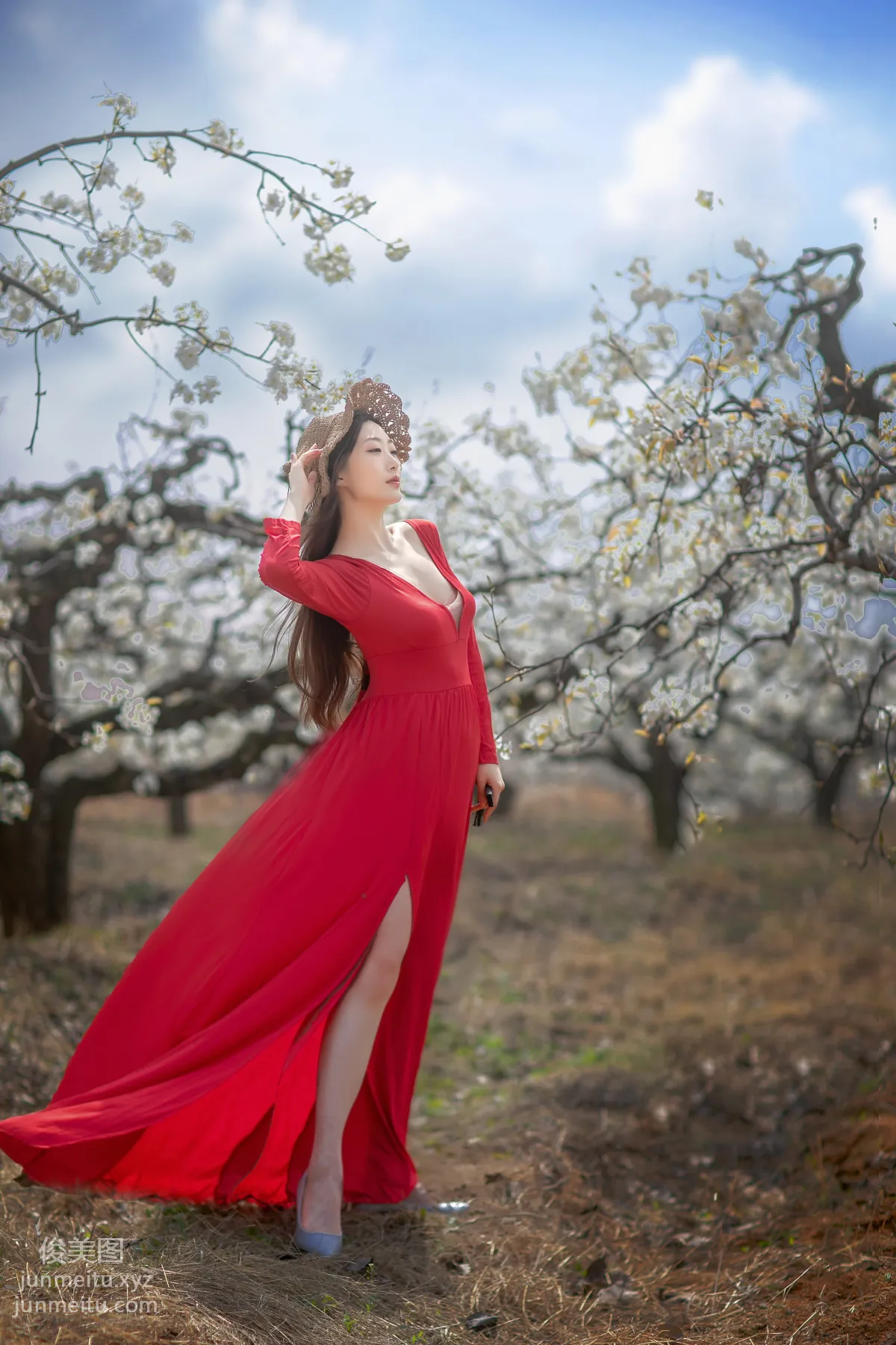 Ru Yi: YiTuYu photo 17