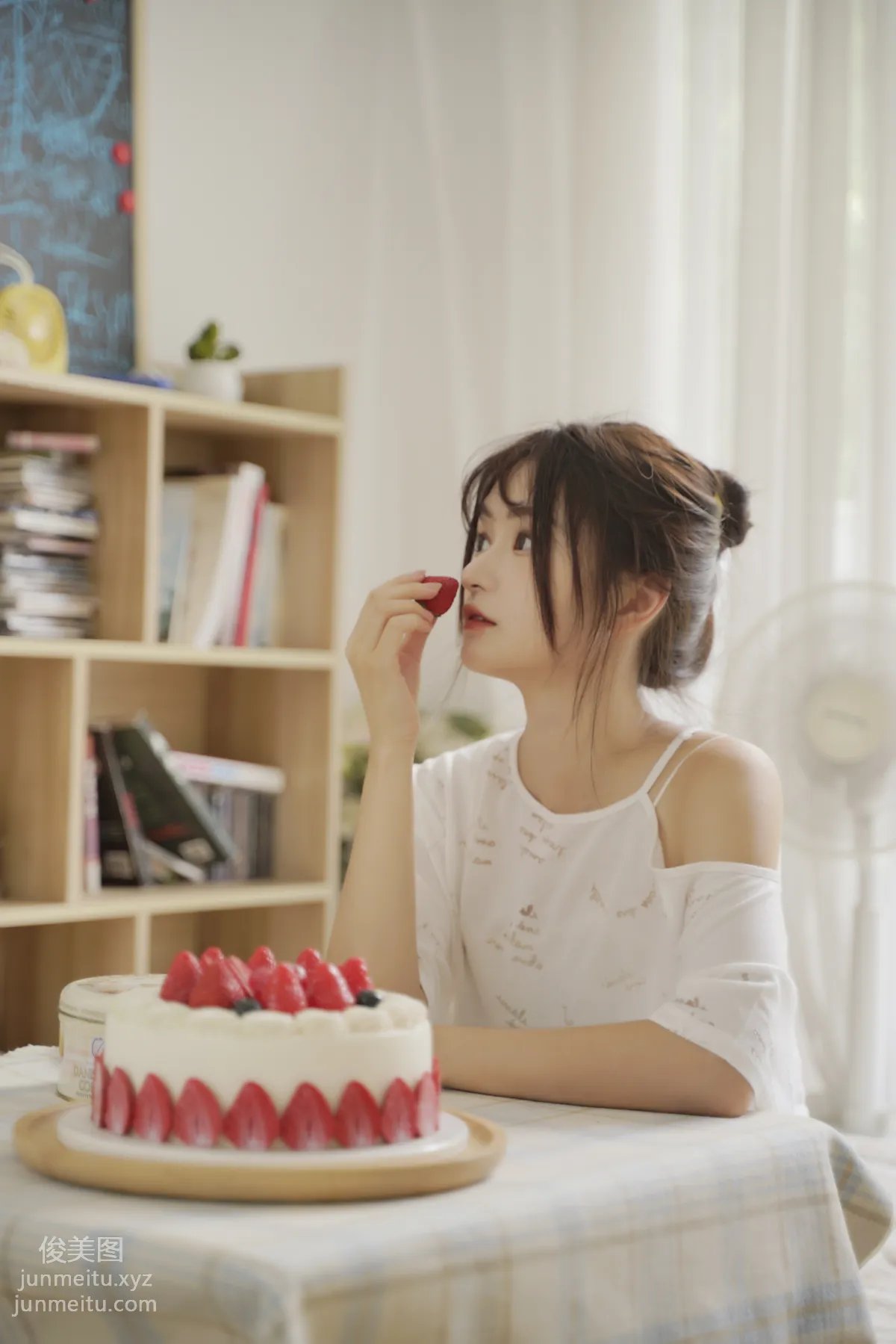 Le Si: YiTuYu photo 2