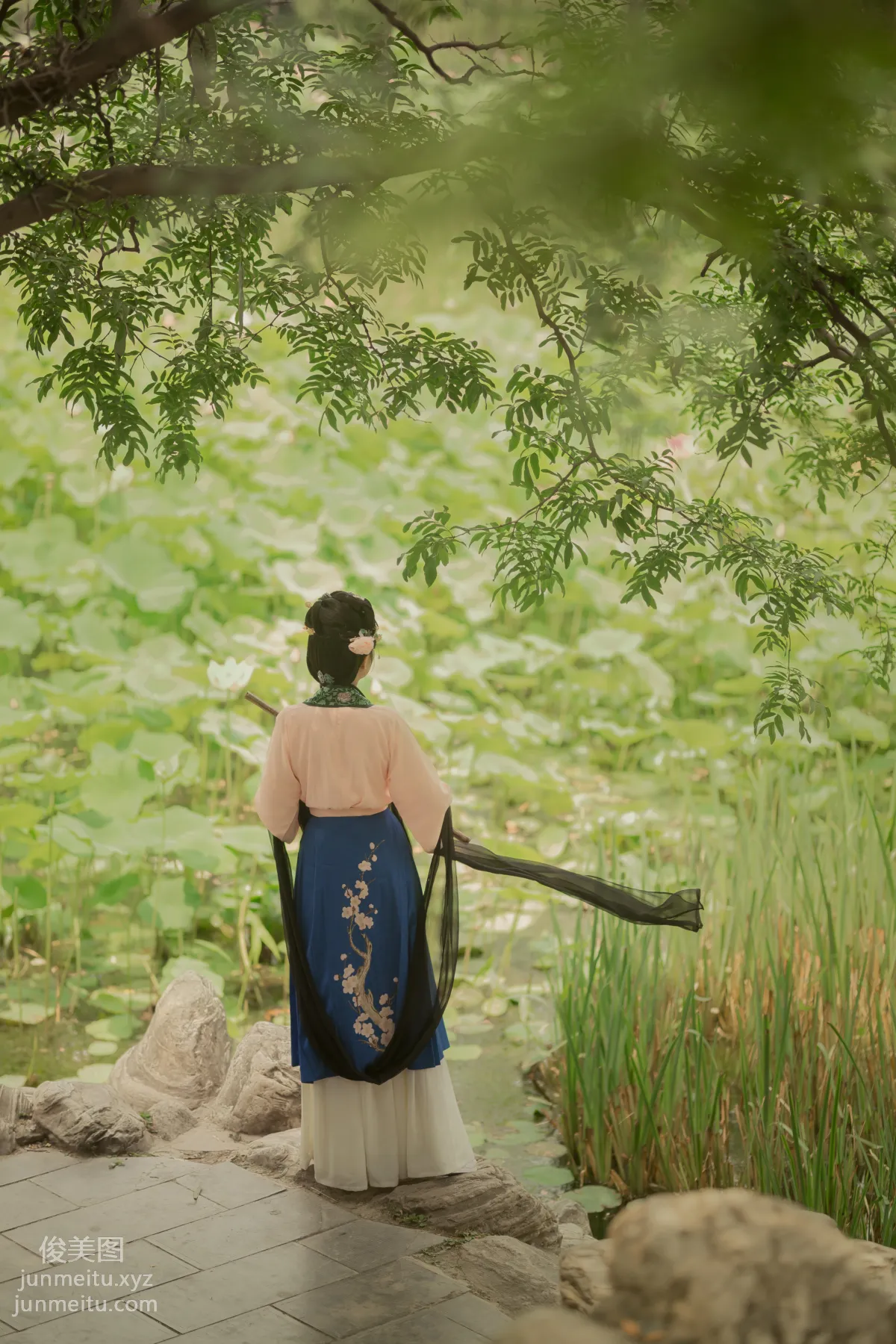Lv Lvzi: YiTuYu photo 5