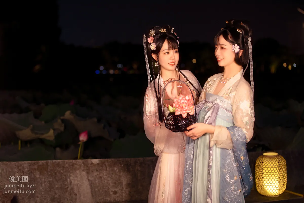 Jiang Jiang: YiTuYu photo 14