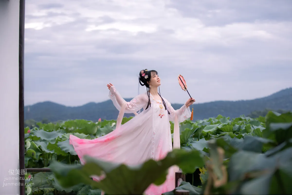 Jiang Jiang: YiTuYu photo 18