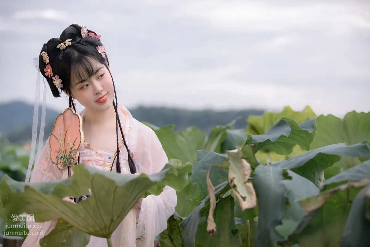 Jiang Jiang: YiTuYu photo 19