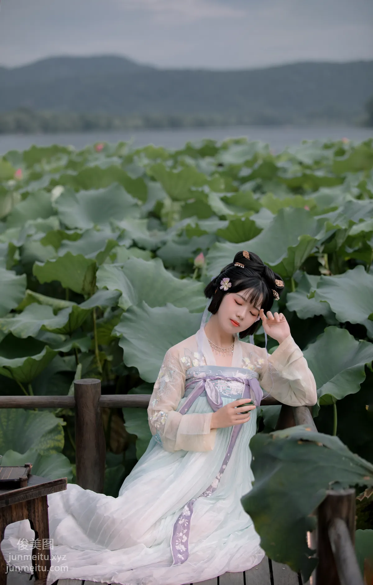 Jiang Jiang: YiTuYu photo 21