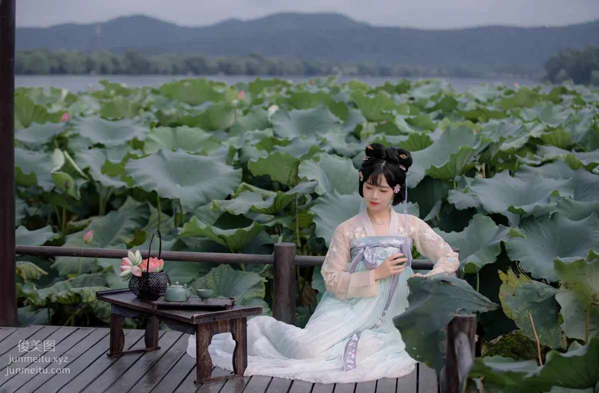 Jiang Jiang: YiTuYu photo 22