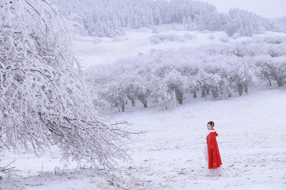 Yi Yue: YiTuYu photo 3