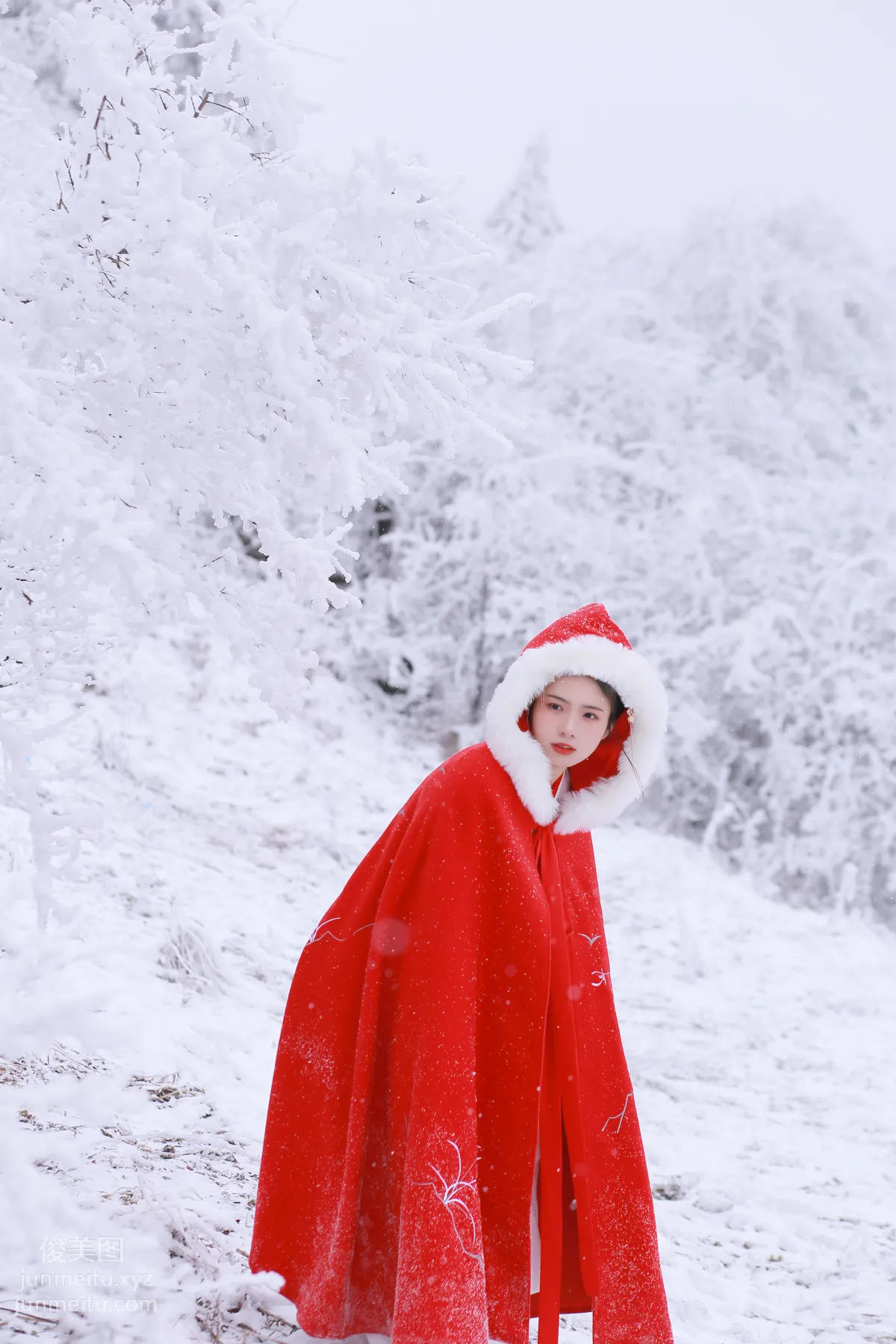 Yi Yue: YiTuYu photo 8