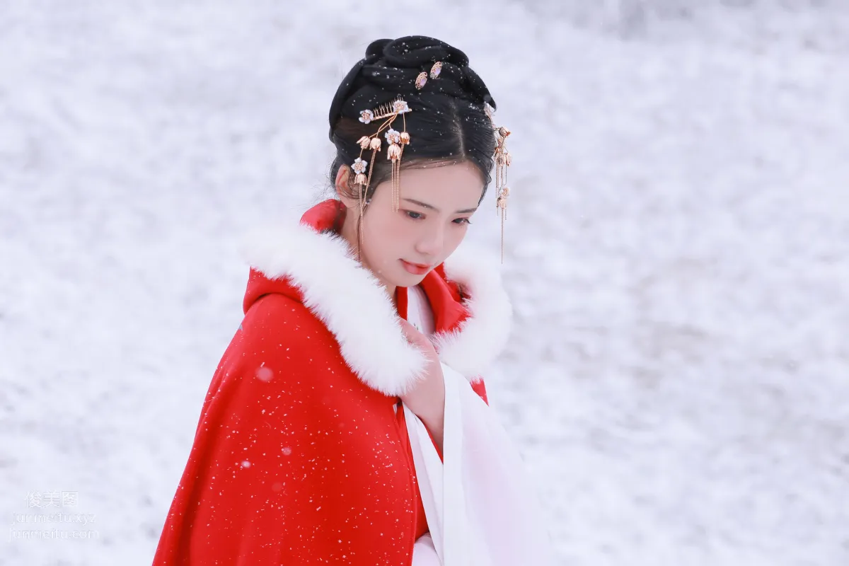 Yi Yue: YiTuYu photo 22