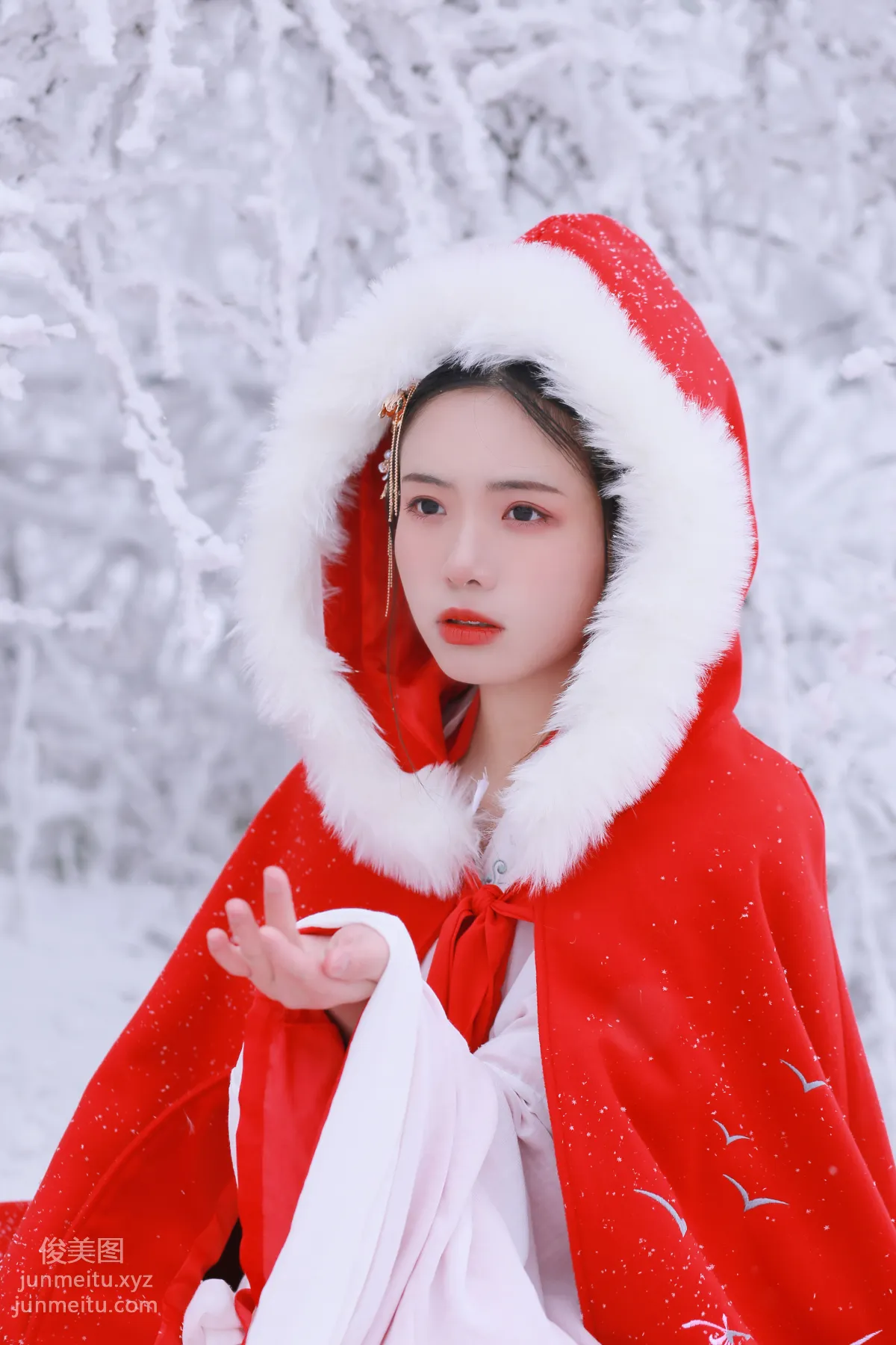 Yi Yue: YiTuYu photo 33