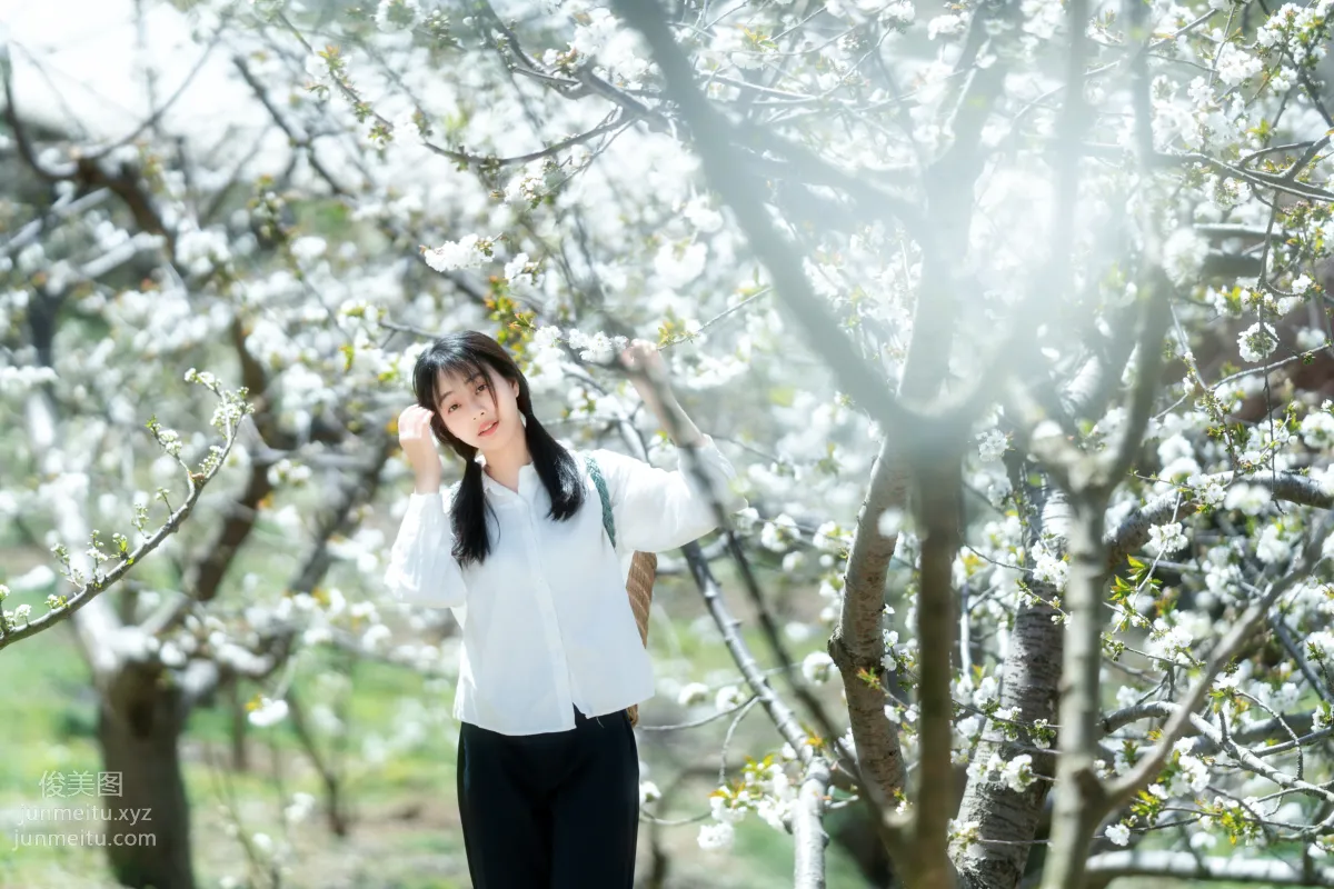 [YiTuYu] 2021.12.27 Little Swallow of Hometown Huan Huan photo 2