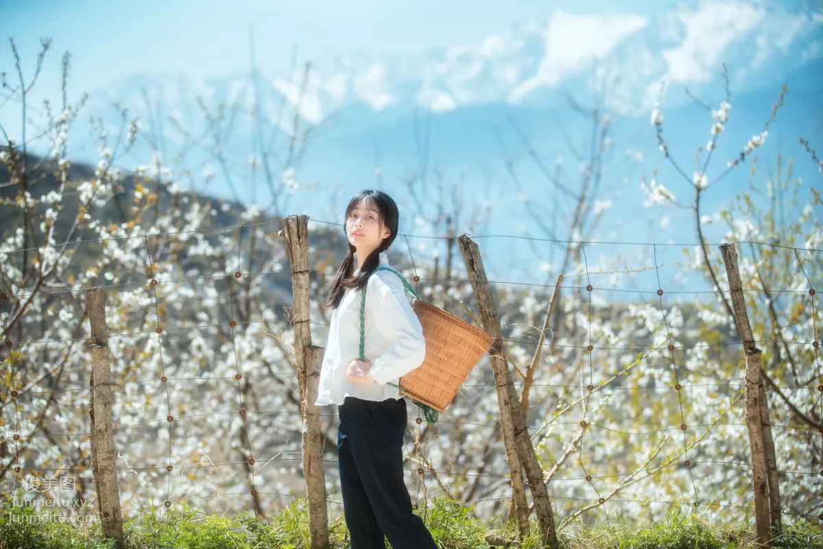 [YiTuYu] 2021.12.27 Little Swallow of Hometown Huan Huan photo 5