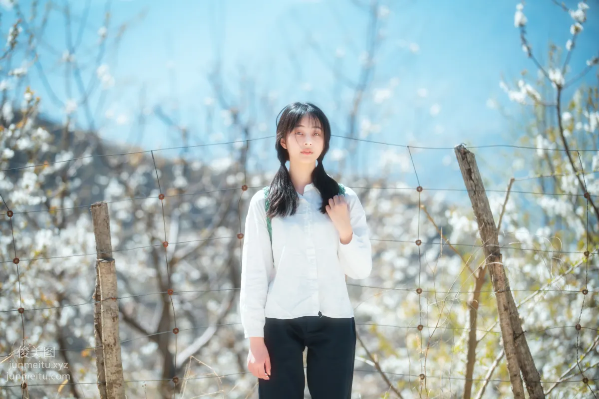 [YiTuYu] 2021.12.27 Little Swallow of Hometown Huan Huan photo 6