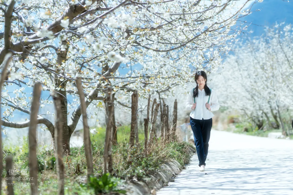 [YiTuYu] 2021.12.27 Little Swallow of Hometown Huan Huan photo 13
