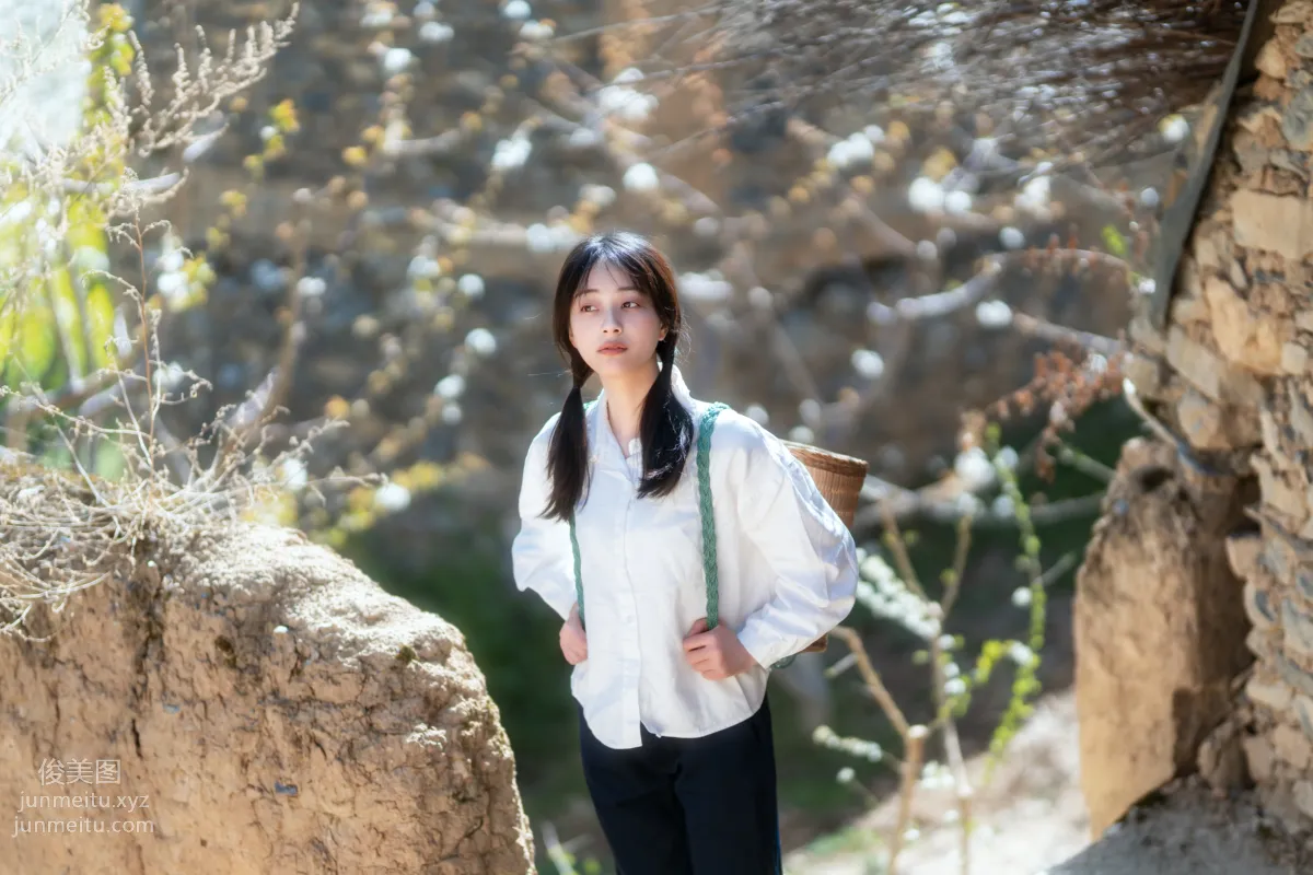 [YiTuYu] 2021.12.27 Little Swallow of Hometown Huan Huan photo 26
