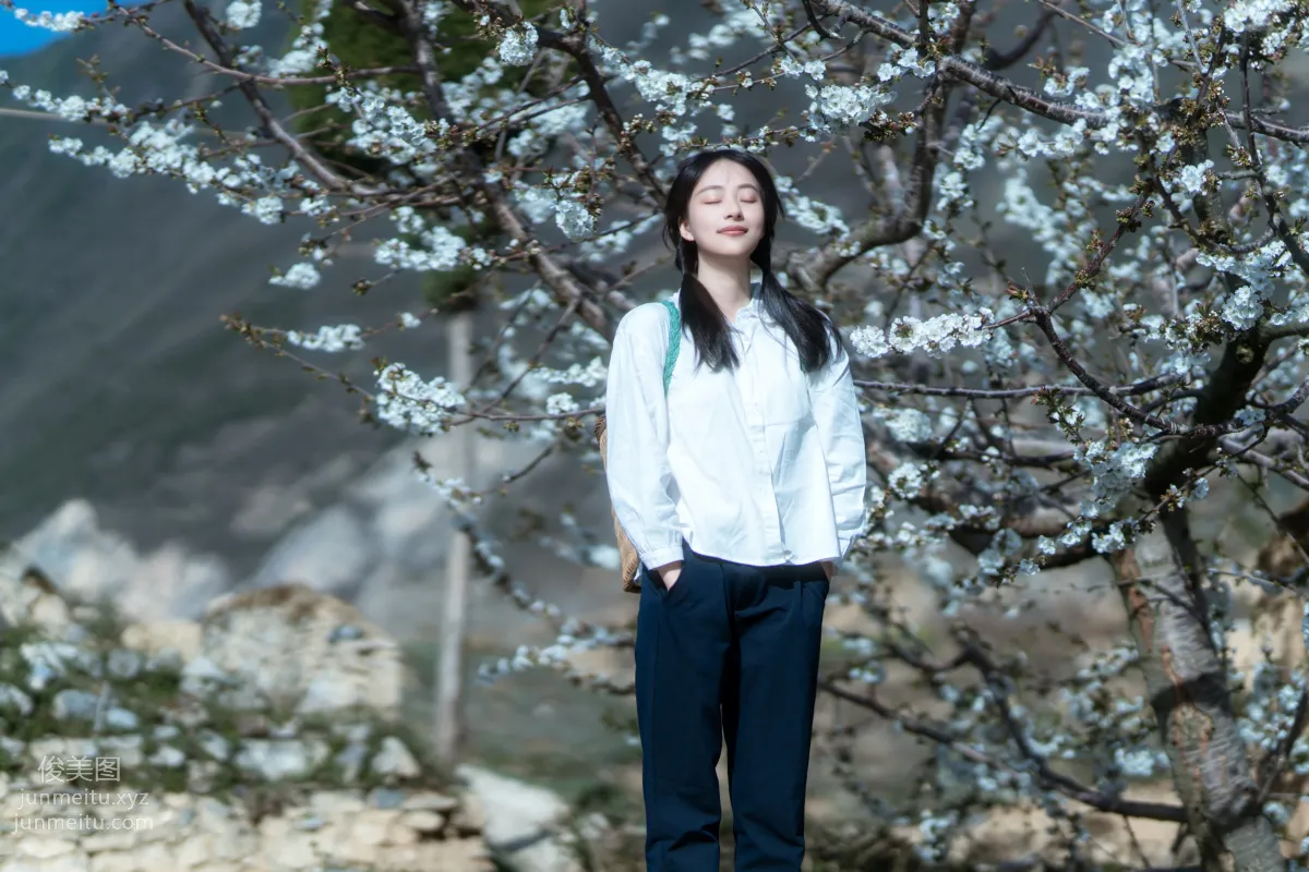 [YiTuYu] 2021.12.27 Little Swallow of Hometown Huan Huan photo 29