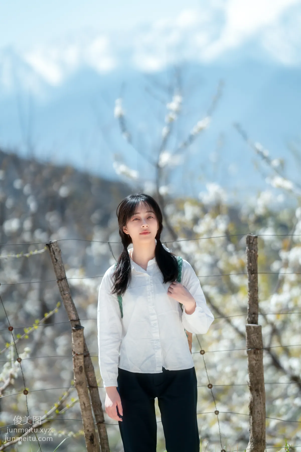 [YiTuYu] 2021.12.27 Little Swallow of Hometown Huan Huan photo 31