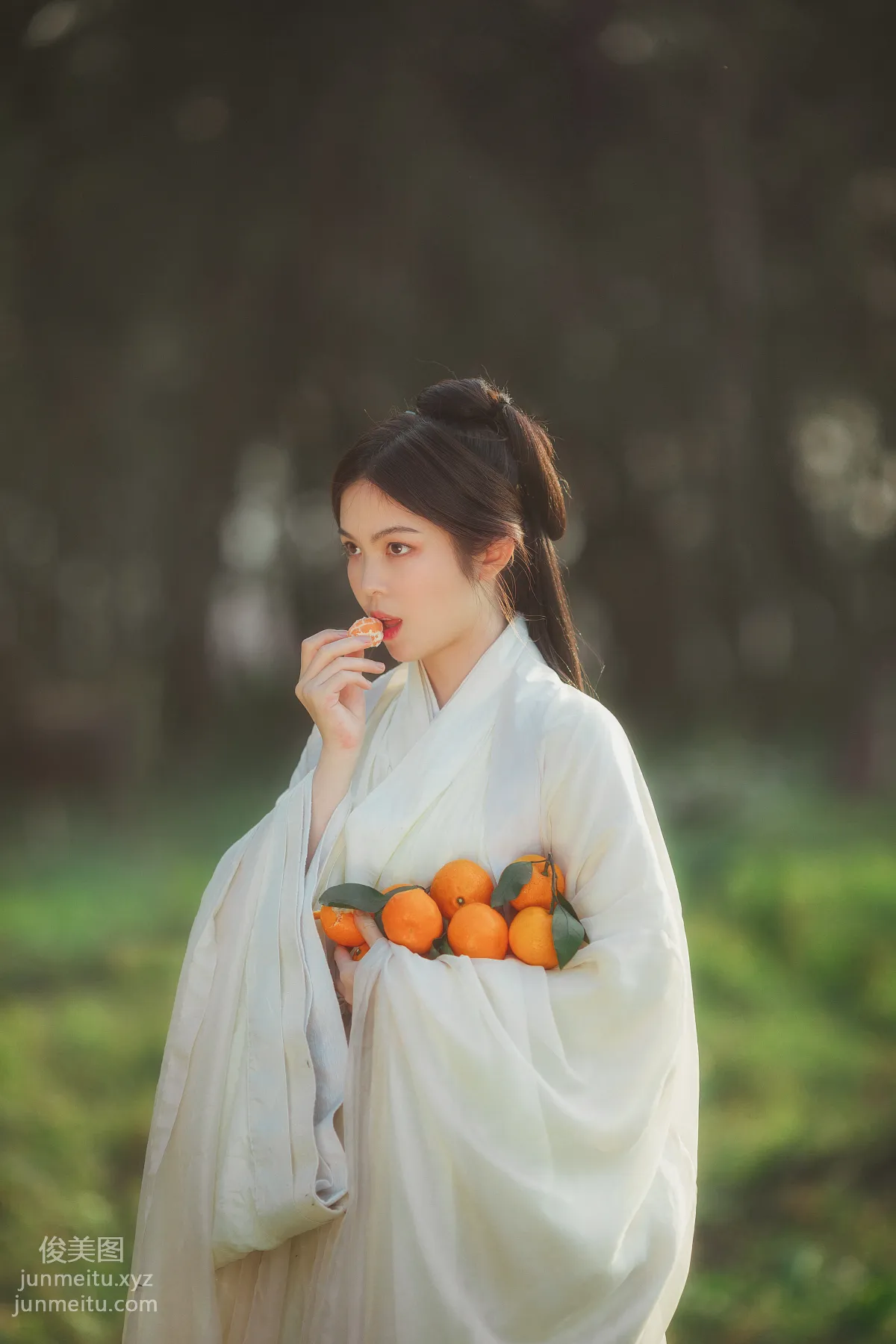 Jing Jing: YiTuYu photo 11