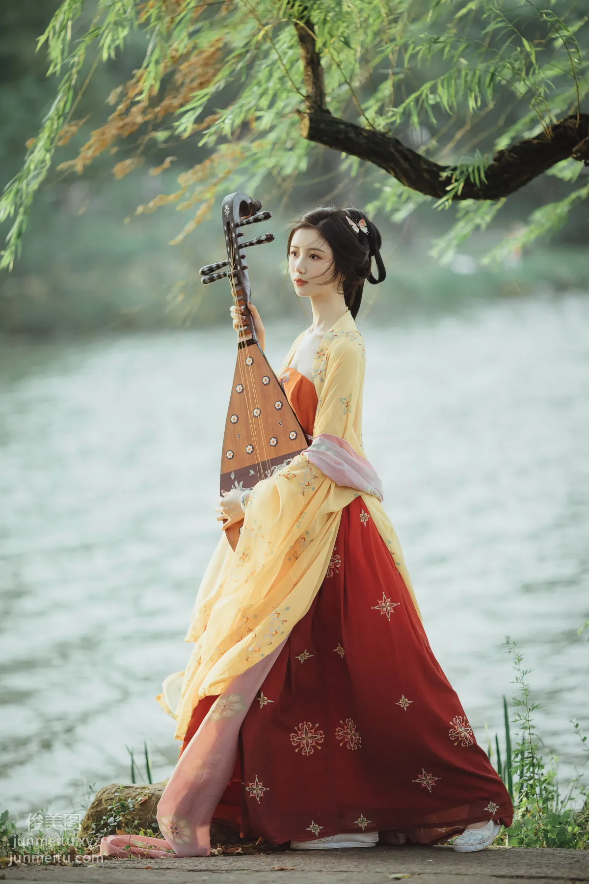 Hong Li: YiTuYu photo 7