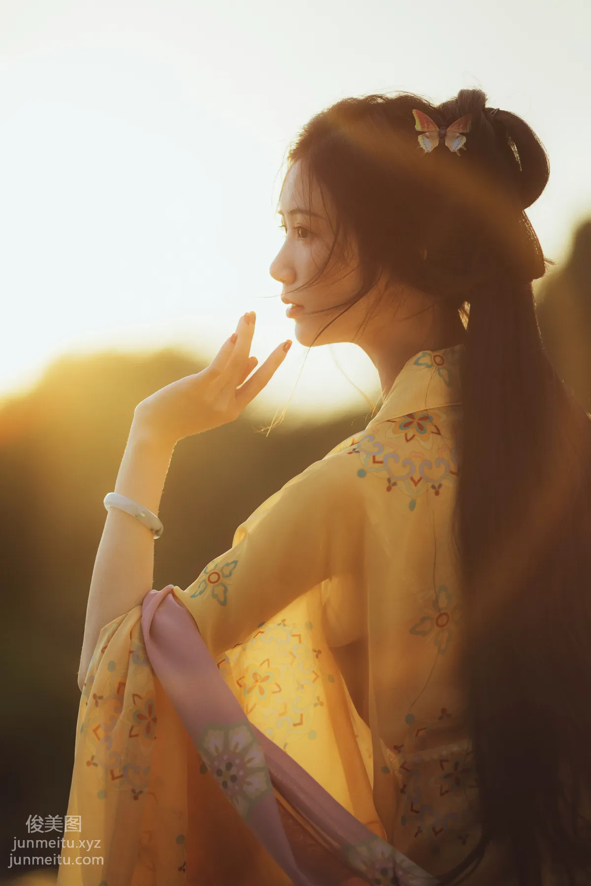 Hong Li: YiTuYu photo 9