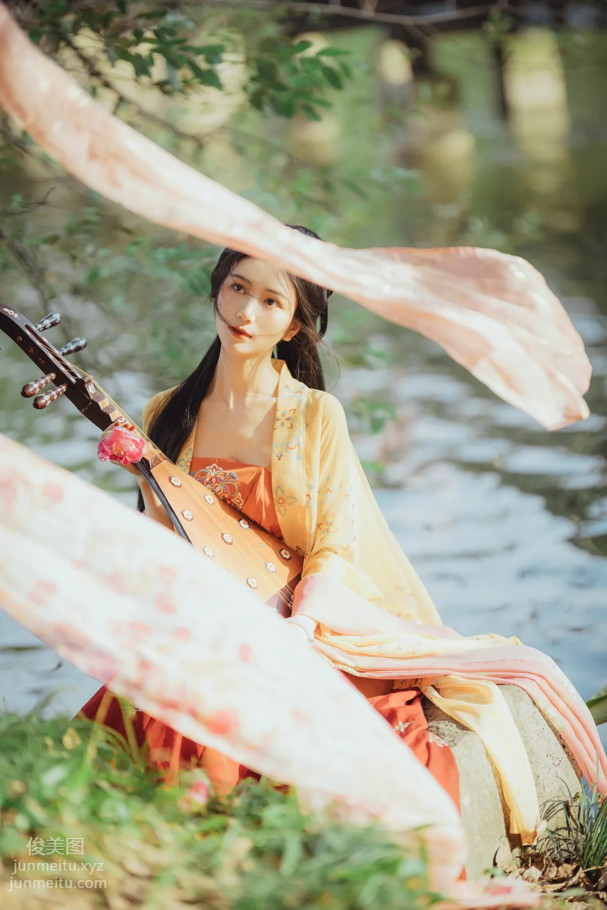 Hong Li: YiTuYu photo 16
