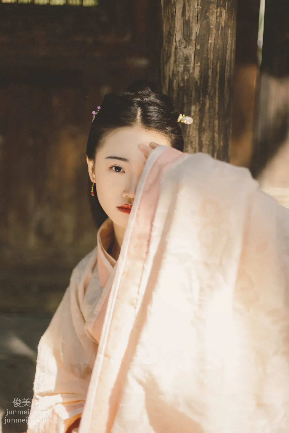 A Yan: YiTuYu photo 15