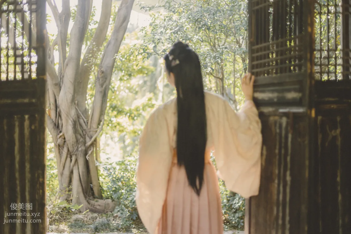 A Yan: YiTuYu photo 22