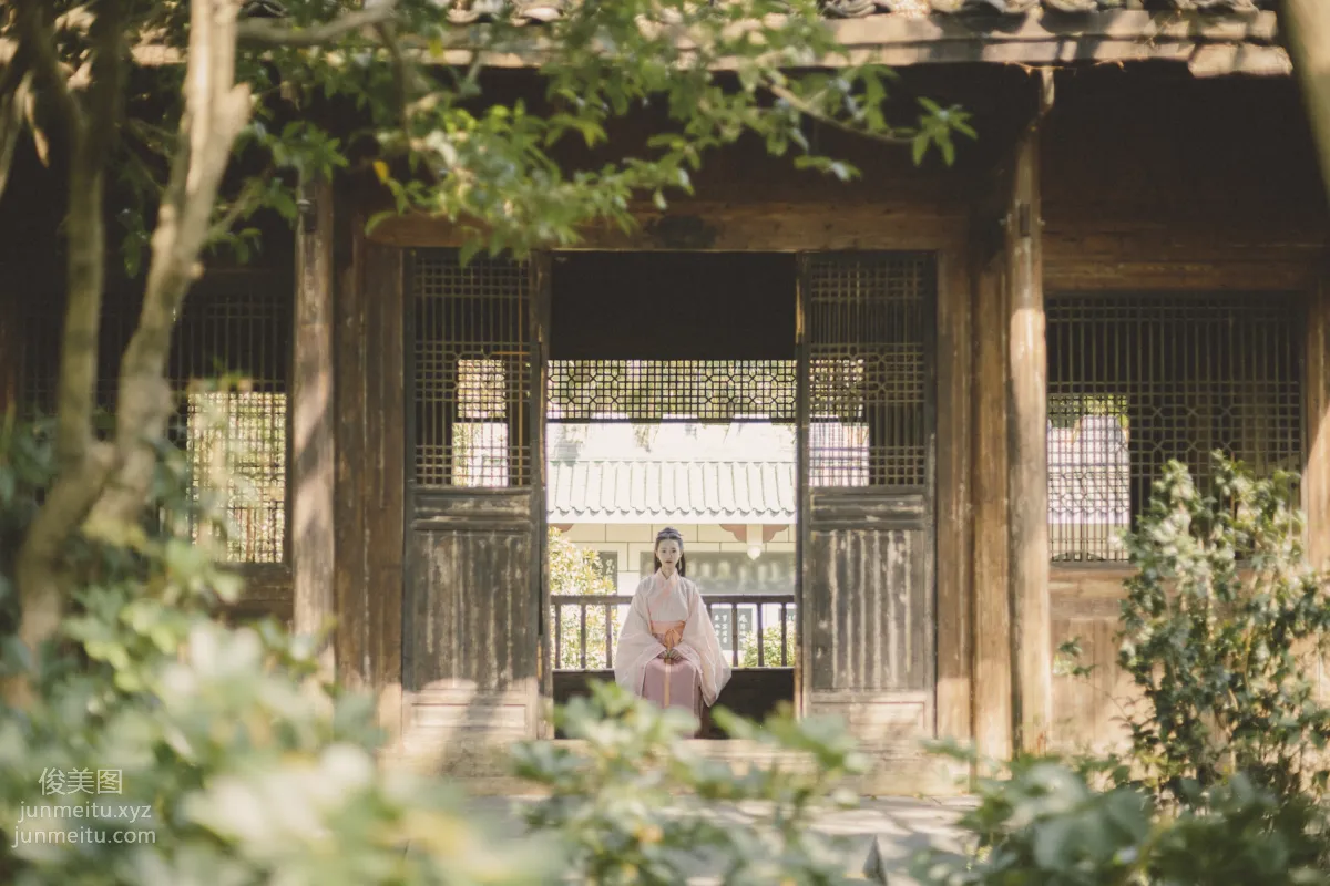 A Yan: YiTuYu photo 27