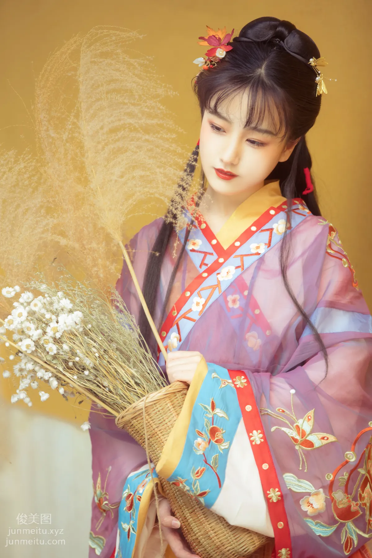 Yun Dou: YiTuYu photo 8