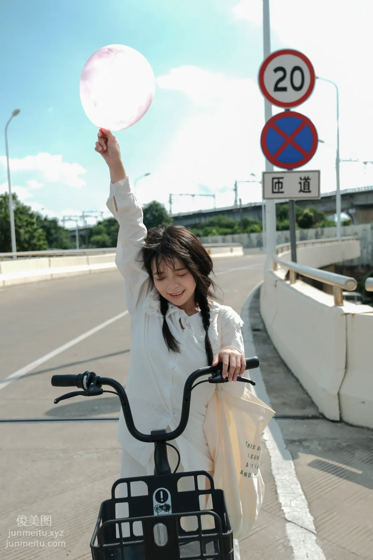 Xi Fei: YiTuYu photo 18