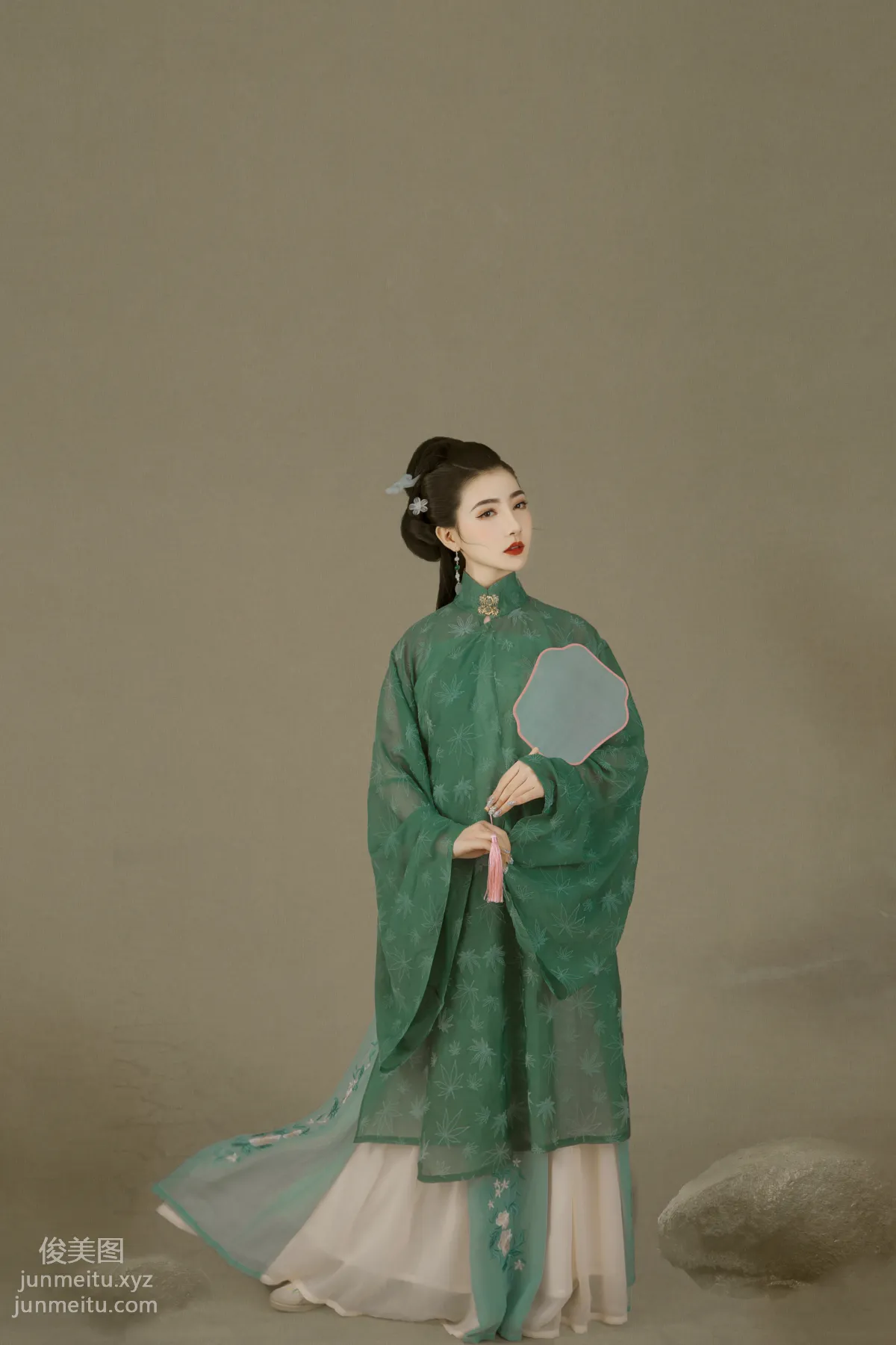 Wei Bao: YiTuYu photo 2
