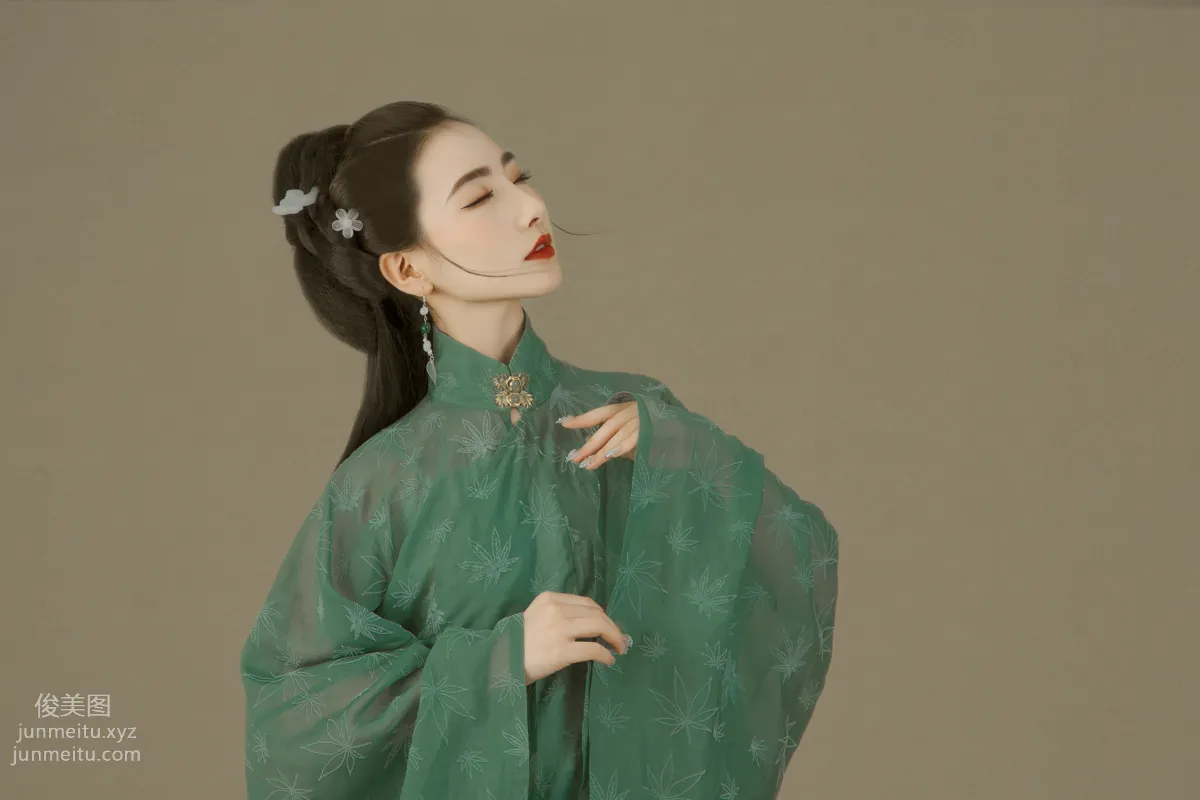 Wei Bao: YiTuYu photo 6