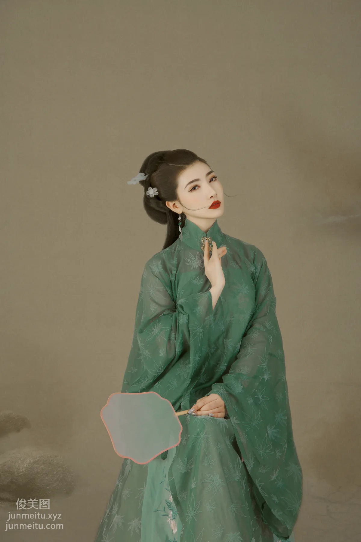 Wei Bao: YiTuYu photo 10