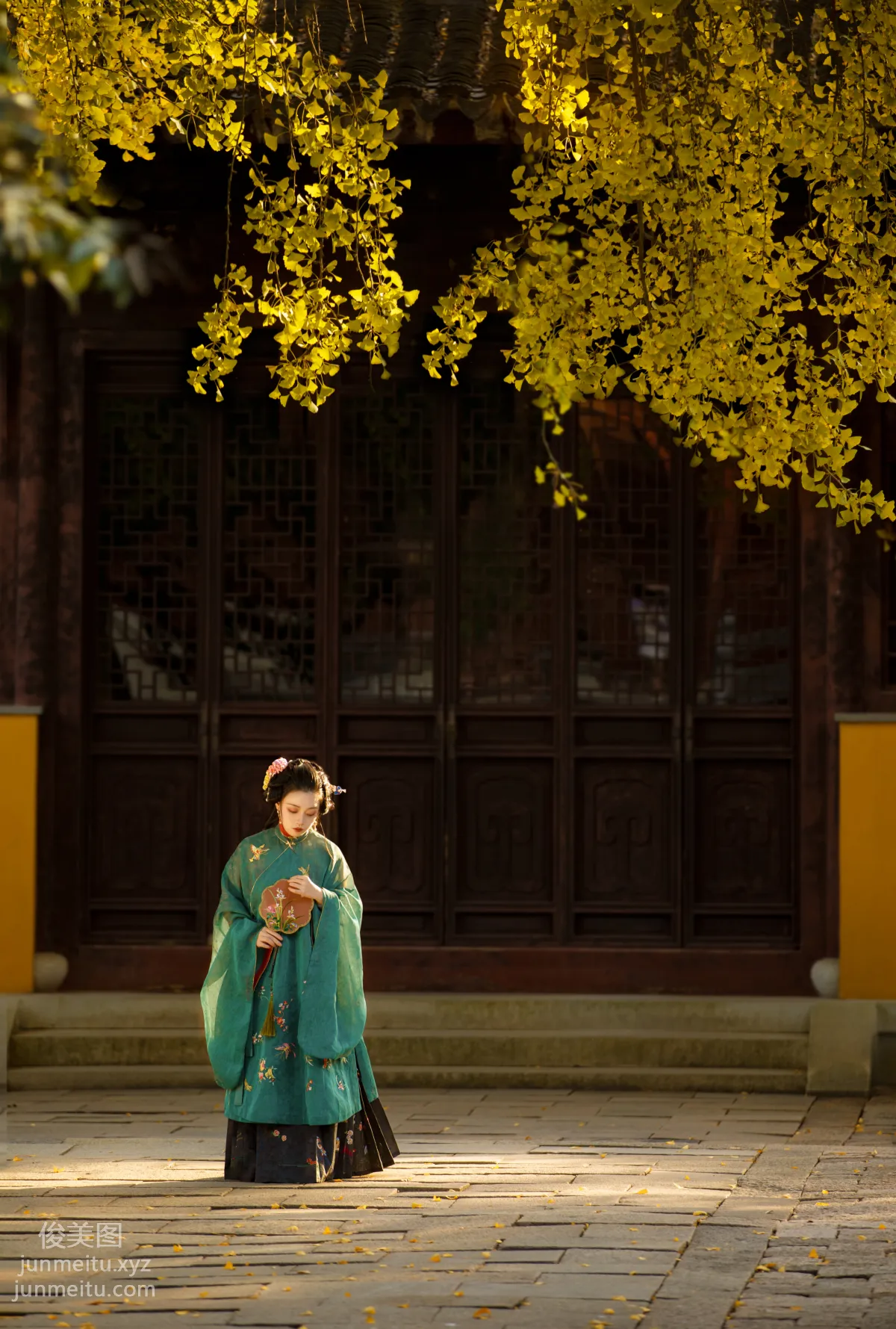 San Yezi: YiTuYu photo 2