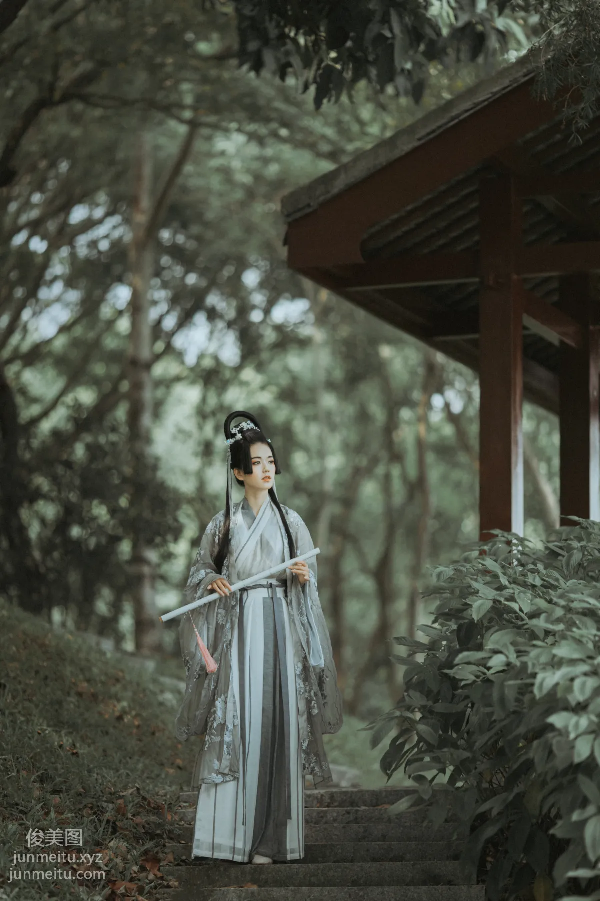 Hang Zi: YiTuYu photo 2