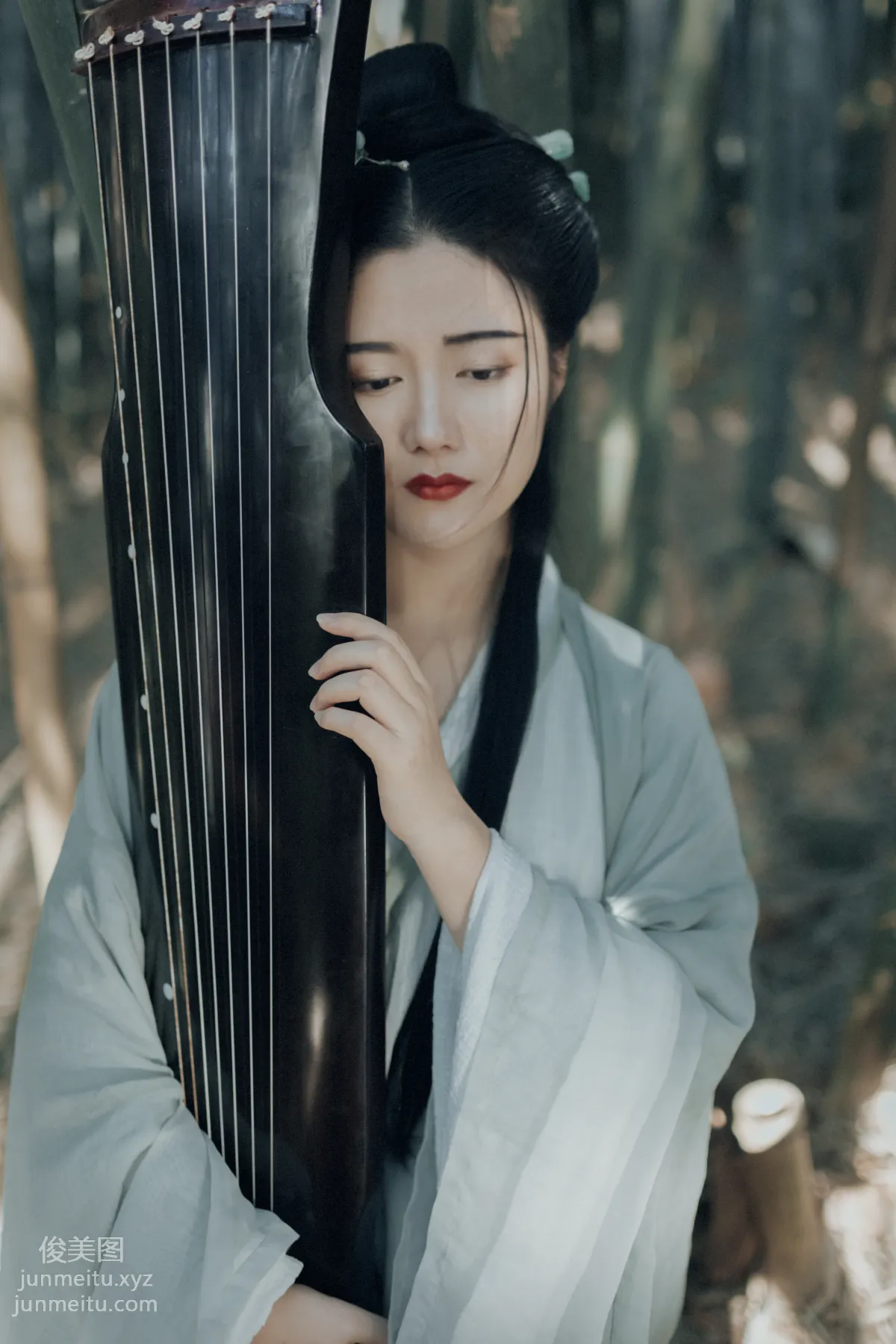 Meng Nan: YiTuYu photo 8