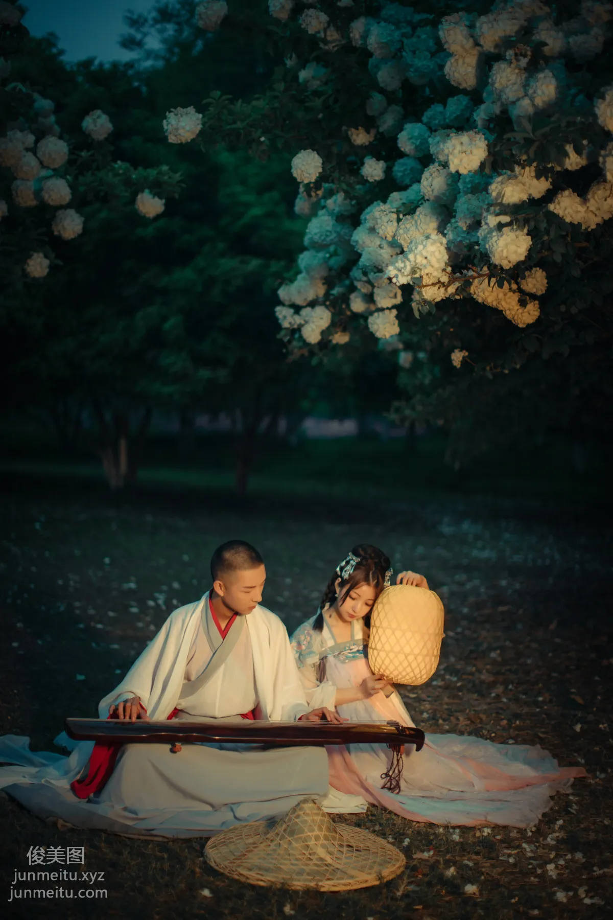 [YiTuYu] 2022.01.03 Brushing Flowers, Yiqian Zhida Riri photo 11