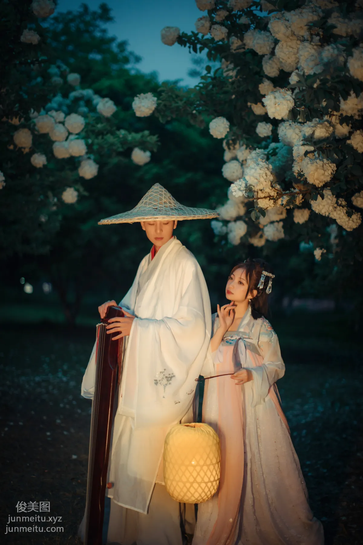 [YiTuYu] 2022.01.03 Brushing Flowers, Yiqian Zhida Riri photo 12