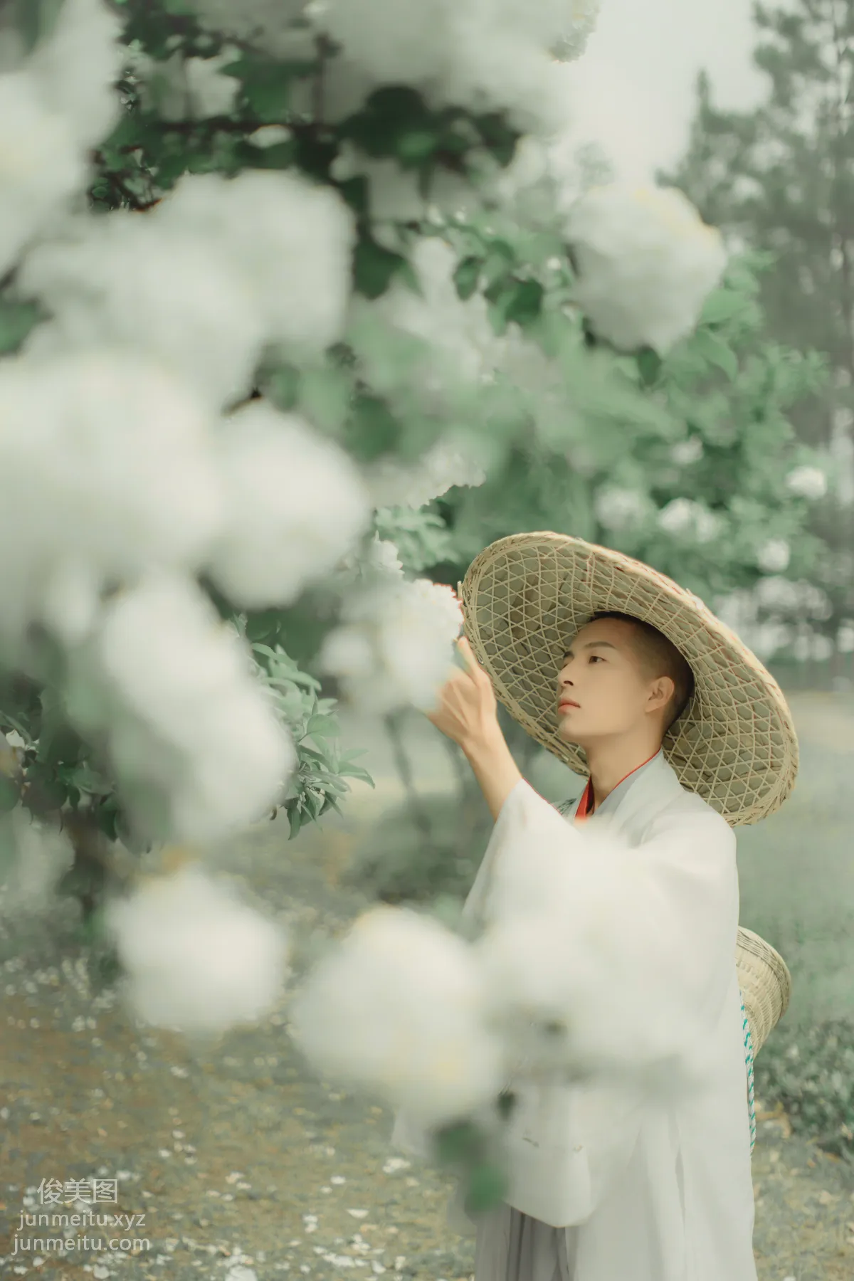 [YiTuYu] 2022.01.03 Brushing Flowers, Yiqian Zhida Riri photo 15