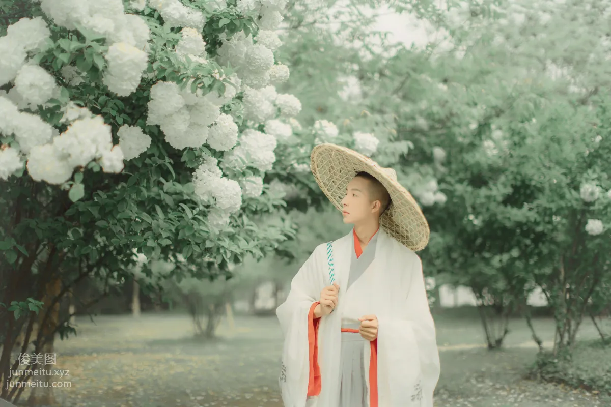 [YiTuYu] 2022.01.03 Brushing Flowers, Yiqian Zhida Riri photo 16