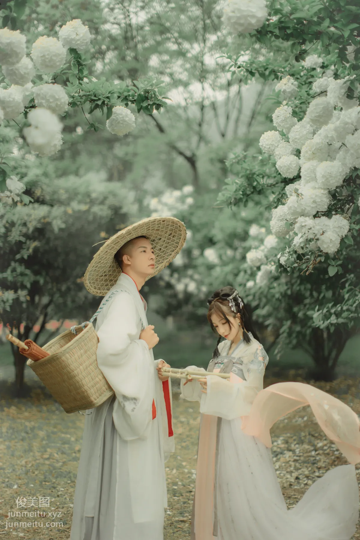 [YiTuYu] 2022.01.03 Brushing Flowers, Yiqian Zhida Riri photo 18