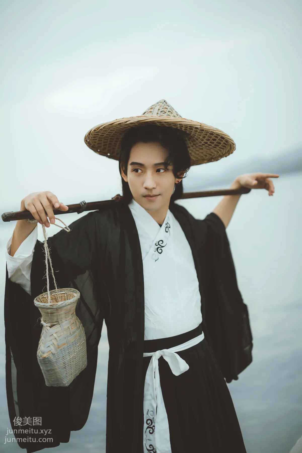 Da Ge: YiTuYu photo 13