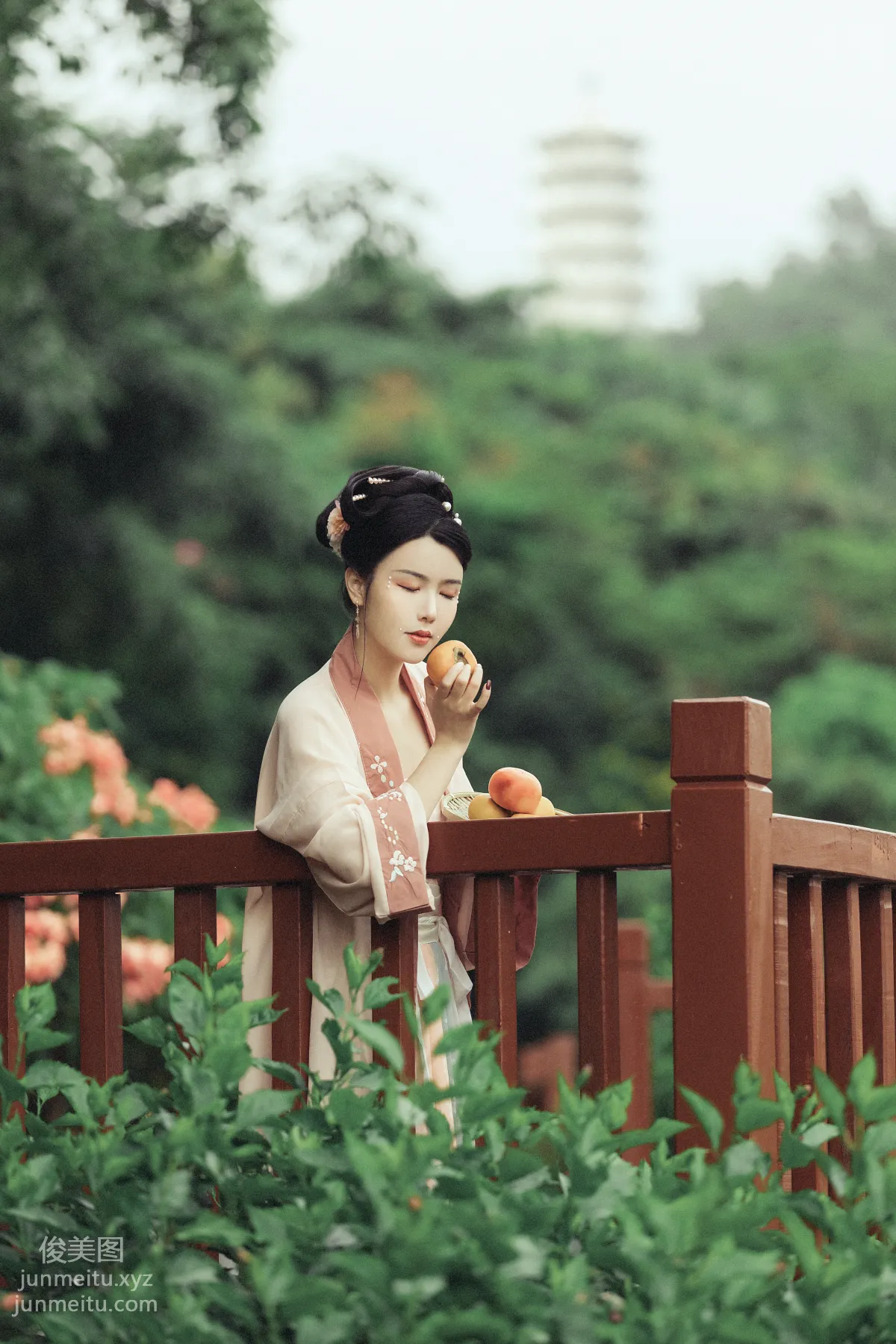 San Zhongzi: YiTuYu photo 12