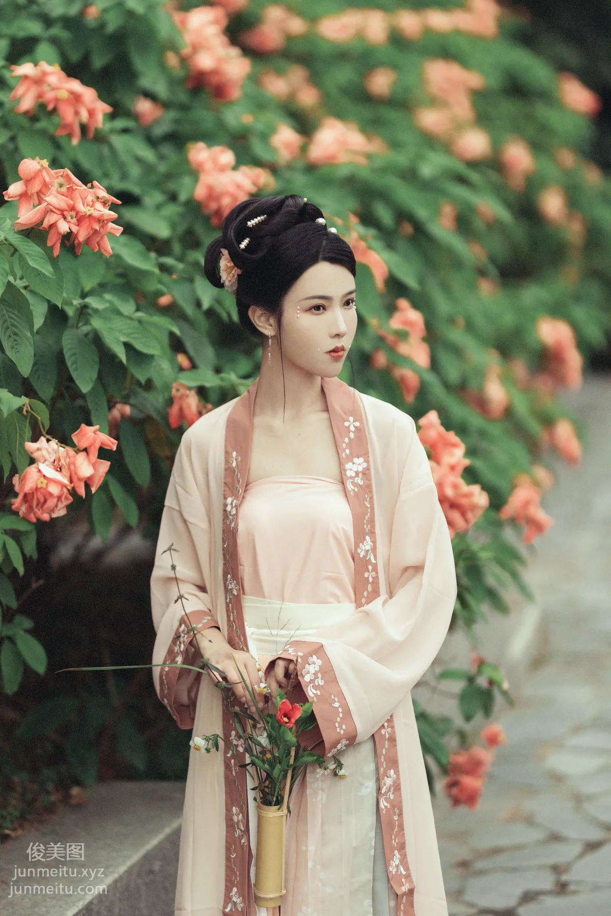 San Zhongzi: YiTuYu photo 13