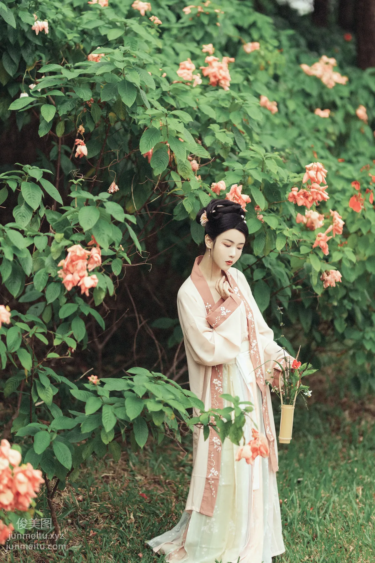 San Zhongzi: YiTuYu photo 20