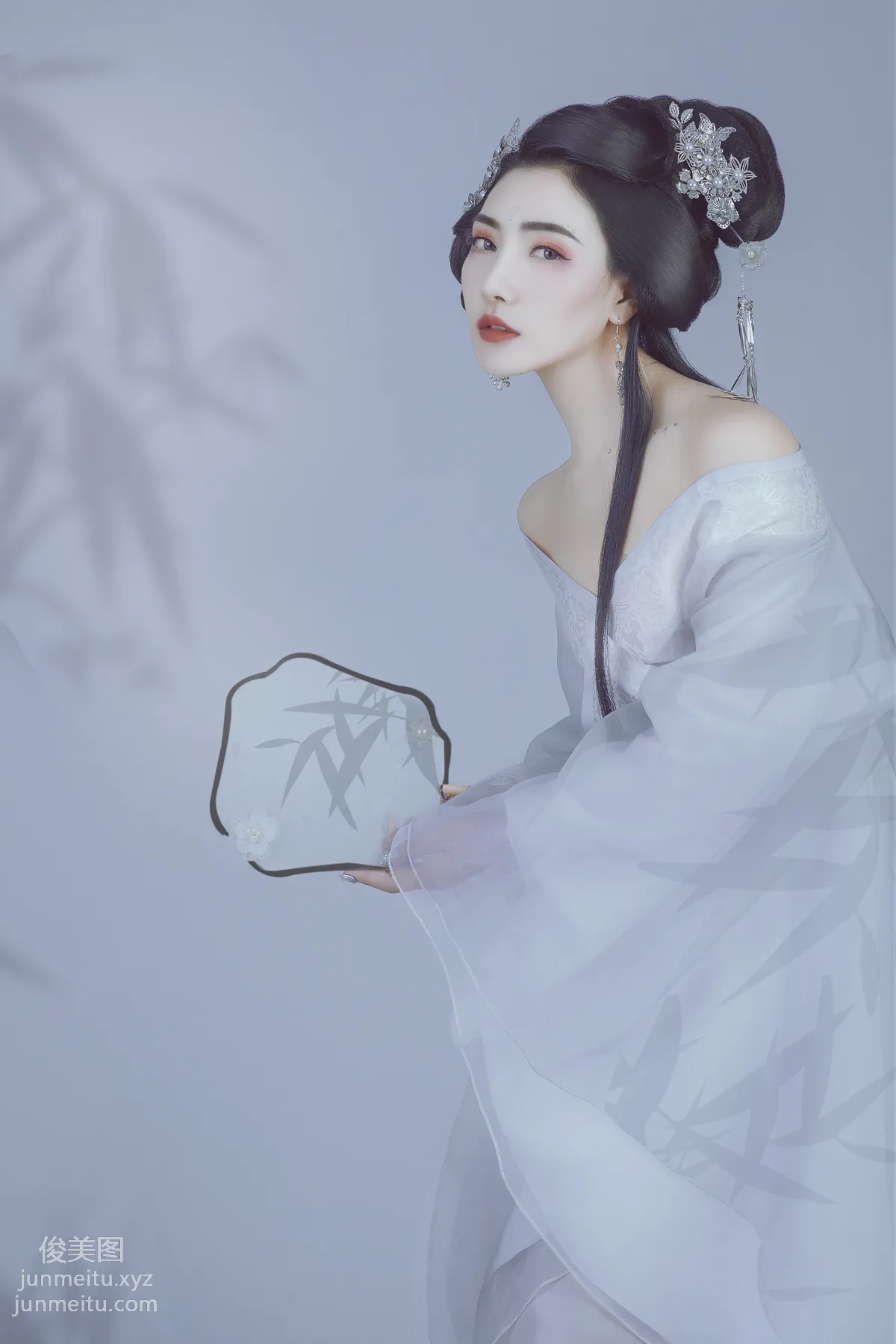 Wei Bao: YiTuYu photo 2