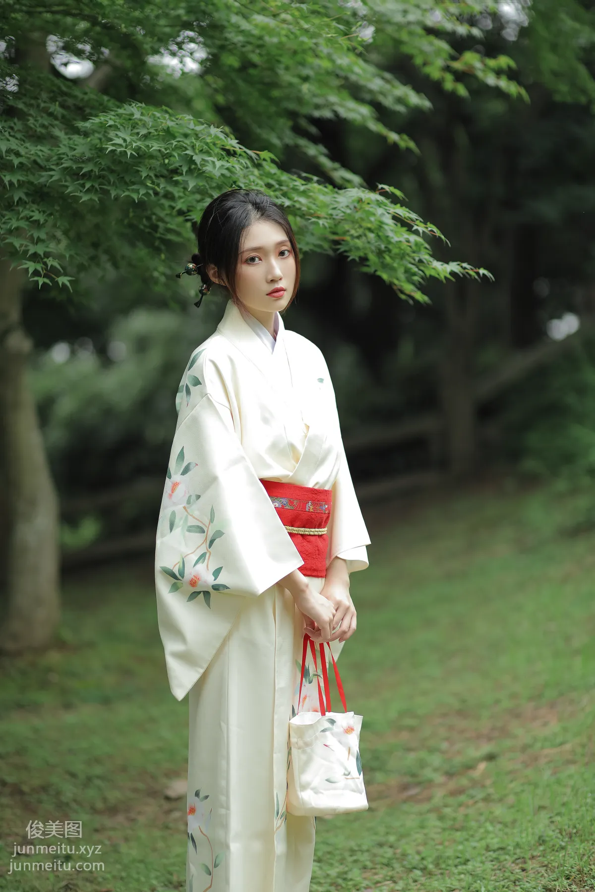 Liu Liu: YiTuYu photo 8
