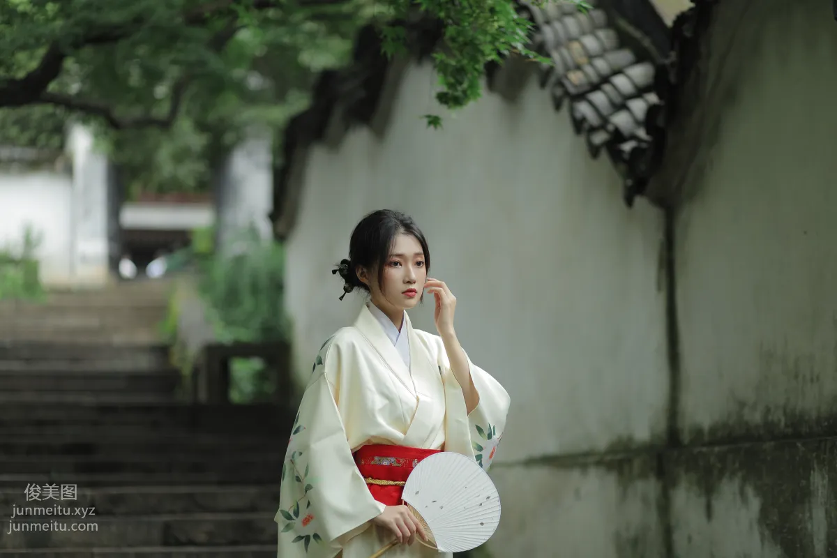 Liu Liu: YiTuYu photo 11