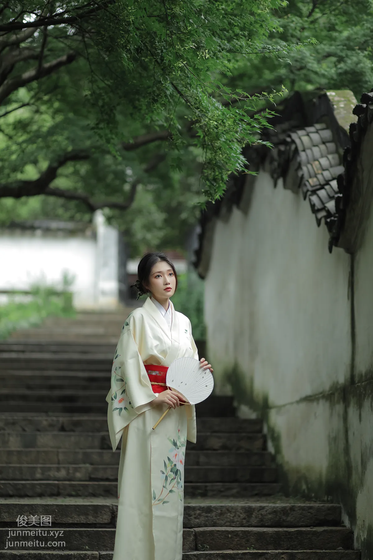 Liu Liu: YiTuYu photo 17