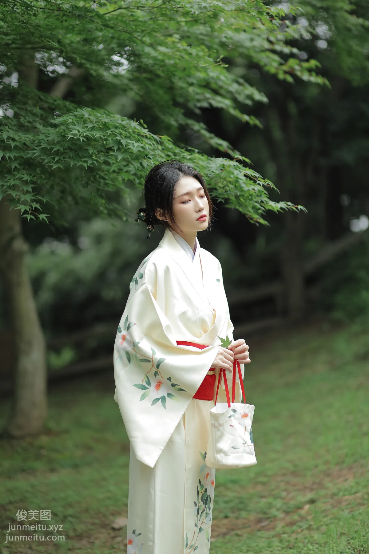 Liu Liu: YiTuYu photo 21